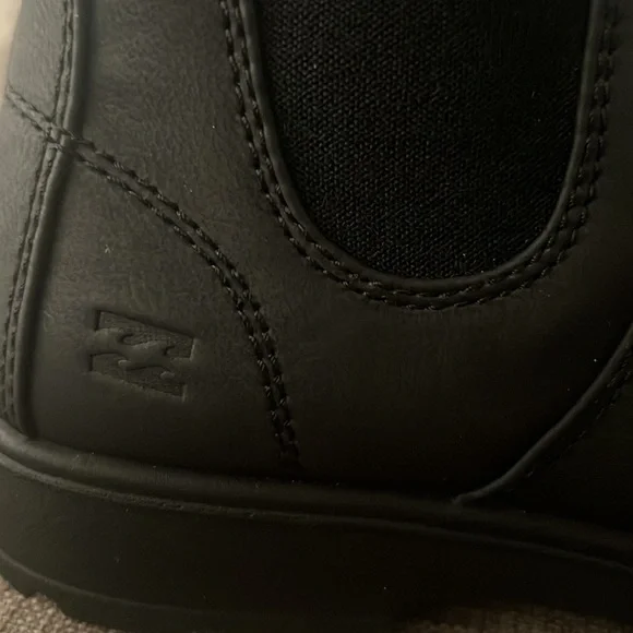 Billabong Tahoe Boots - Picture 2 of 12